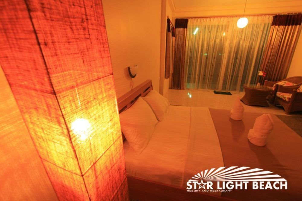 Star Light Beach Resort And Restaurant Chumphon Exterior foto